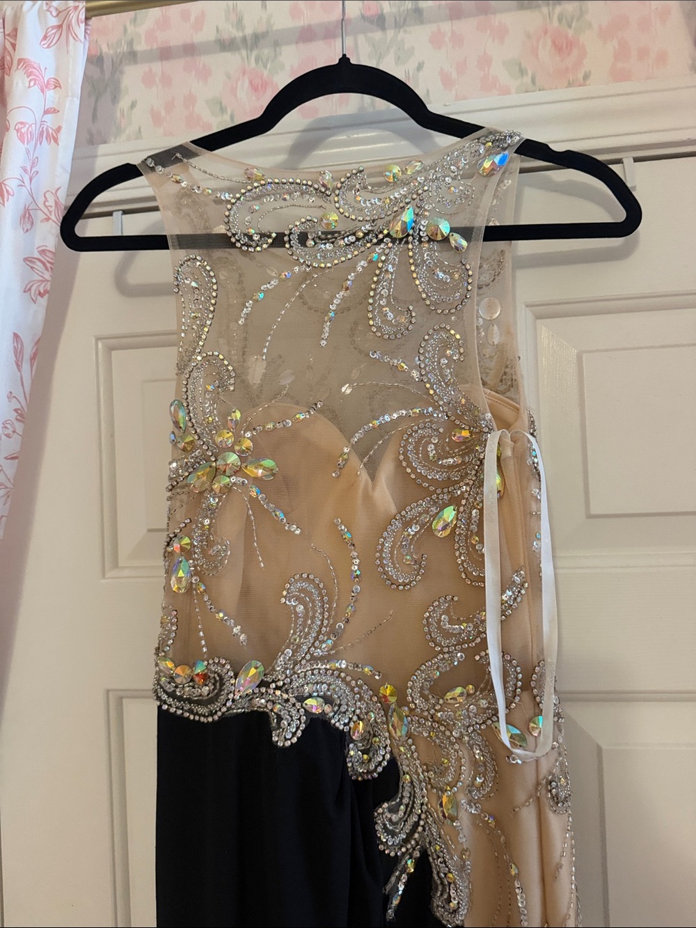 Cache Black and Nude Beaded Formal Maxi Dress - Picture 6 of 7